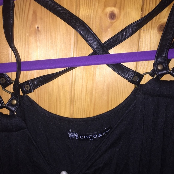 COCO & Tashi top - Picture 2 of 4